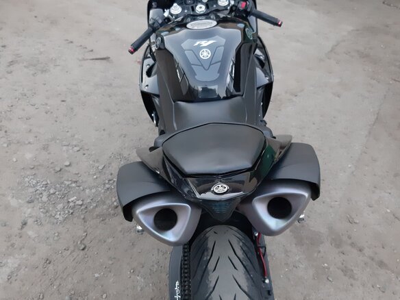 2012 Yamaha YZF-R1, чёрный - вид 5