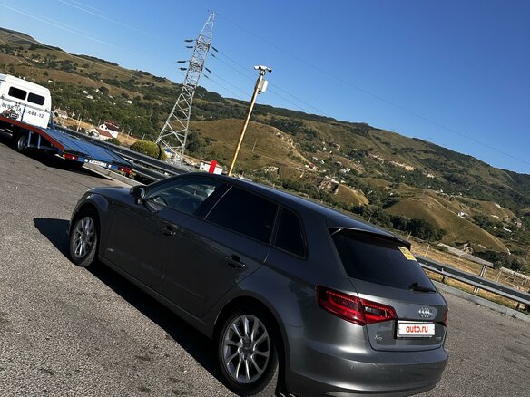 2013 Audi A3 III (8V), серый, 1390000 рублей - вид 2