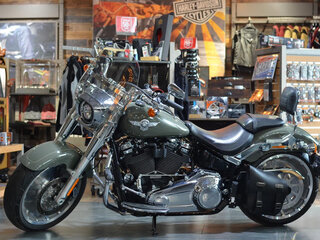 2021 Harley-Davidson Fat Boy, зелёный, 2950000 рублей, вид 1