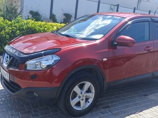 2010 Nissan Qashqai I Рестайлинг, красный, 1310000 рублей, вид 1