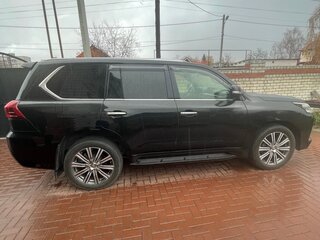2016 Lexus LX 570 III Рестайлинг 2, чёрный, 10900000 рублей, вид 2