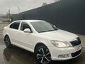 2012 Skoda Octavia II (A5) Рестайлинг, белый, 1050000 рублей
