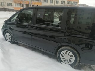 2015 Honda Stepwgn V, чёрный, 2100000 рублей, вид 5