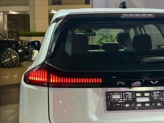 2026 Toyota RAV4 VI (XA60), белый, 4350000 рублей, вид 4