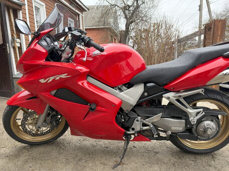 2002 Honda VFR 800, красный, 550000 рублей, вид 1
