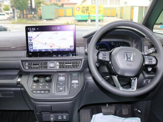 2022 Honda Stepwgn Spada VI, белый, 2159000 рублей, вид 5