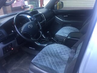 2008 Toyota Land Cruiser Prado 4-speed 120 Series Рестайлинг, серебристый, 2500000 рублей, вид 5