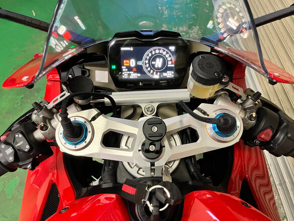 2019 Ducati Panigale V4, красный, 1900000 рублей - вид 4