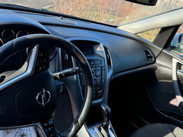 2014 Opel Astra J Рестайлинг, белый, 939000 рублей - вид 8