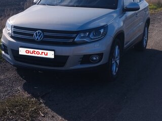 2012 Volkswagen Tiguan I Рестайлинг, серебристый, 1650000 рублей, вид 1