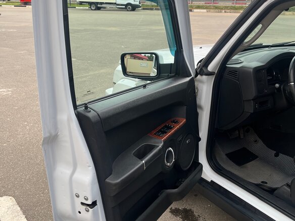 2008 Jeep Commander, серебристый, 1200000 рублей - вид 16