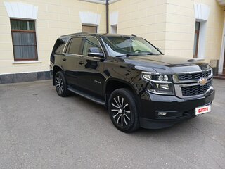 2017 Chevrolet Tahoe IV, чёрный, 3800000 рублей, вид 4