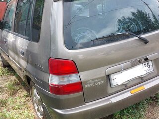 1999 Ford Festiva III, коричневый, 250000 рублей, вид 3