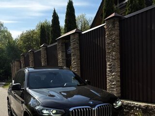 2021 BMW X3 30d xDrive III (G01) Рестайлинг, чёрный, 5200000 рублей, вид 4