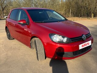 2011 Volkswagen Golf VI, красный, 700000 рублей, вид 1