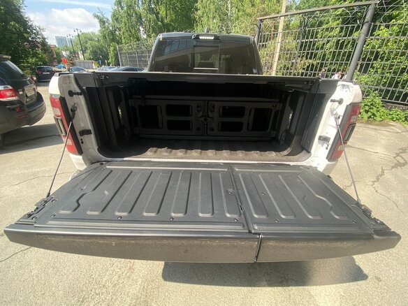 2023 Ram 1500 Quad Cab eTorque V, коричневый, 11300000 рублей - вид 32