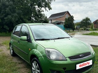 2006 Ford Fiesta Mk5, зелёный, 399999 рублей, вид 2