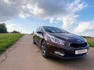 2013 Kia Ceed II, коричневый, 1150000 рублей, вид 3