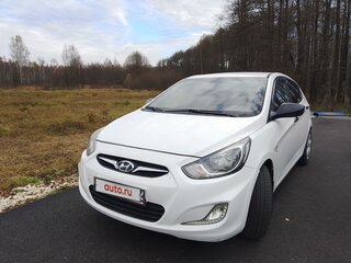 2013 Hyundai Solaris I, белый, 495000 рублей, вид 1