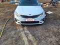 2019 Kia Optima IV Рестайлинг, белый, 1650000 рублей - вид 1