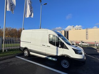 2022 Ford Transit, белый, 3900000 рублей, вид 3