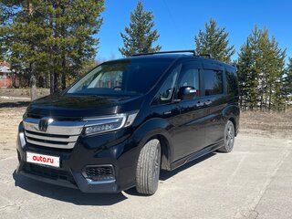 2018 Honda Stepwgn Spada V Рестайлинг, чёрный, 2500000 рублей, вид 4