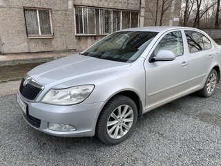 2009 Skoda Octavia II (A5) Рестайлинг, серебристый, 730000 рублей, вид 3