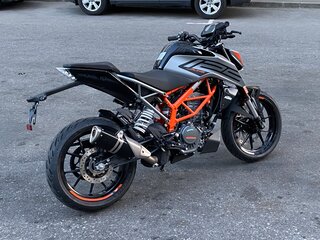 2022 KTM 125 Duke, серый, 444000 рублей, вид 3