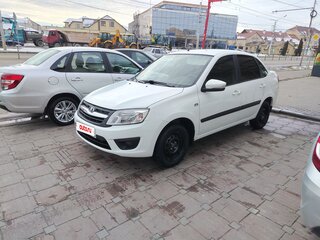 2015 Lada (ВАЗ) Granta I, белый, 450000 рублей, вид 2