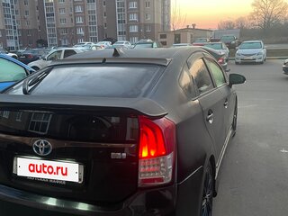 2010 Toyota Prius III (XW30), чёрный, 800000 рублей, вид 5