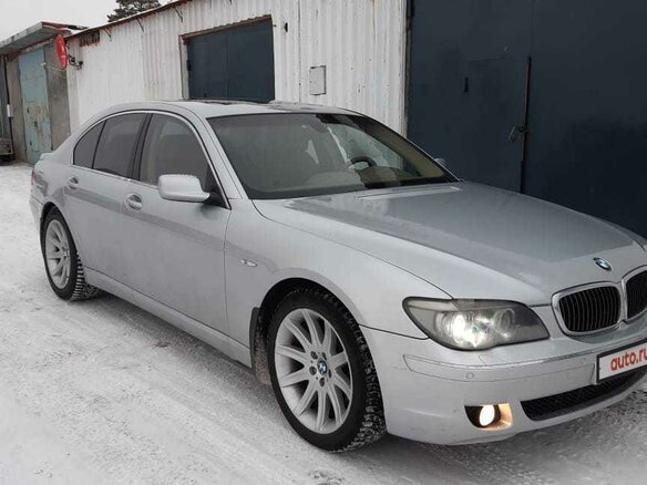 2006 BMW 7 серии 750i IV (E65/E66) Рестайлинг, серебристый - вид 1