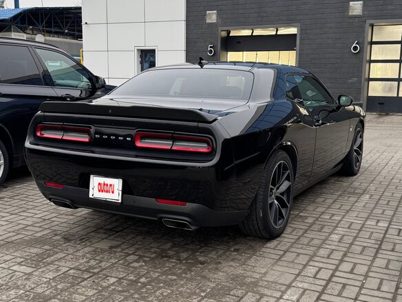 2018 Dodge Challenger R__T III Рестайлинг 2, чёрный, 6050000 рублей - вид 2