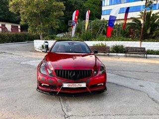 2010 Mercedes-Benz E-Класс 250 5G-Tronic IV (W212, S212, C207), красный, 1450000 рублей, вид 3