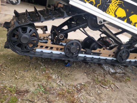 2011 BRP Ski-Doo Freeride, жёлтый, 720000 рублей, вид 4