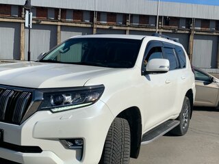 2018 Toyota Land Cruiser Prado 150 Series Рестайлинг 2, белый, 5800000 рублей, вид 1