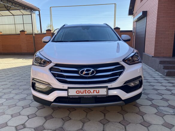 2017 Hyundai Santa Fe III Рестайлинг, белый - вид 3