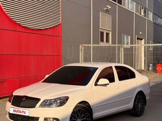 2012 Skoda Octavia DSG7 II (A5) Рестайлинг, белый, 1200000 рублей, вид 2