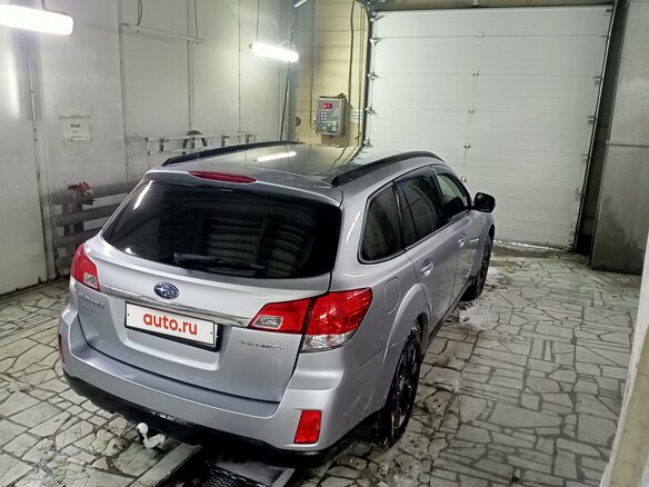 2012 Subaru Outback IV Рестайлинг, серебристый, 1500000 рублей - вид 4