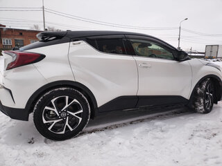 2019 Toyota C-HR I, белый, 2080000 рублей, вид 3