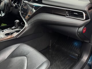 2019 Toyota Camry VIII (XV70), синий, 2600000 рублей, вид 4