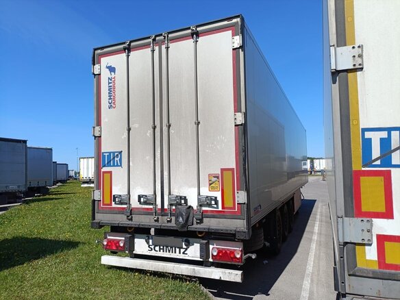 2021 Schmitz Cargobull SKO, белый, 5413547 рублей - вид 1