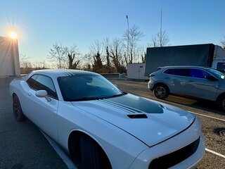 2018 Dodge Challenger III Рестайлинг 2, белый, 3200000 рублей, вид 2