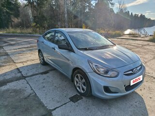 2013 Hyundai Solaris I, голубой, 590000 рублей, вид 2