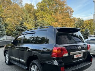 2015 Toyota Land Cruiser 200 Series Рестайлинг 1, чёрный, 3750000 рублей, вид 3