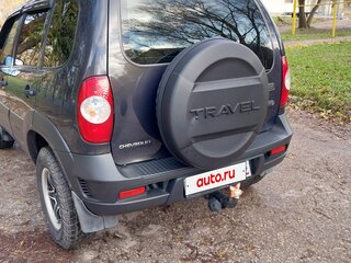 2018 Chevrolet Niva I Рестайлинг, коричневый, 800000 рублей, вид 2