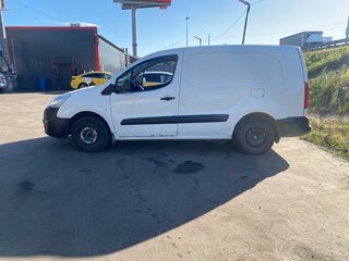 2017 Peugeot Partner II Рестайлинг 2, белый, 650000 рублей, вид 4