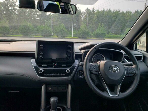 2021 Toyota Corolla Cross I, белый, 2685000 рублей - вид 8