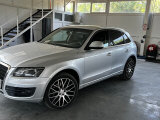 2009 Audi Q5 I (8R), серебристый, 1200000 рублей, вид 1
