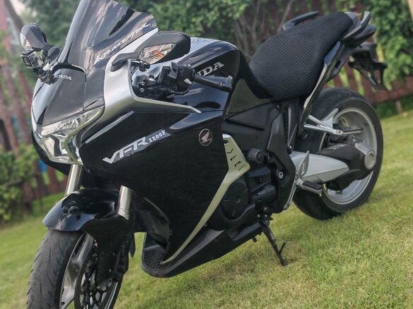 2011 Honda VFR 1200, чёрный, 700000 рублей - вид 1