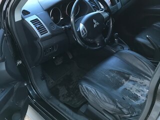 2010 Mitsubishi Outlander II Рестайлинг, чёрный, 1200000 рублей, вид 5